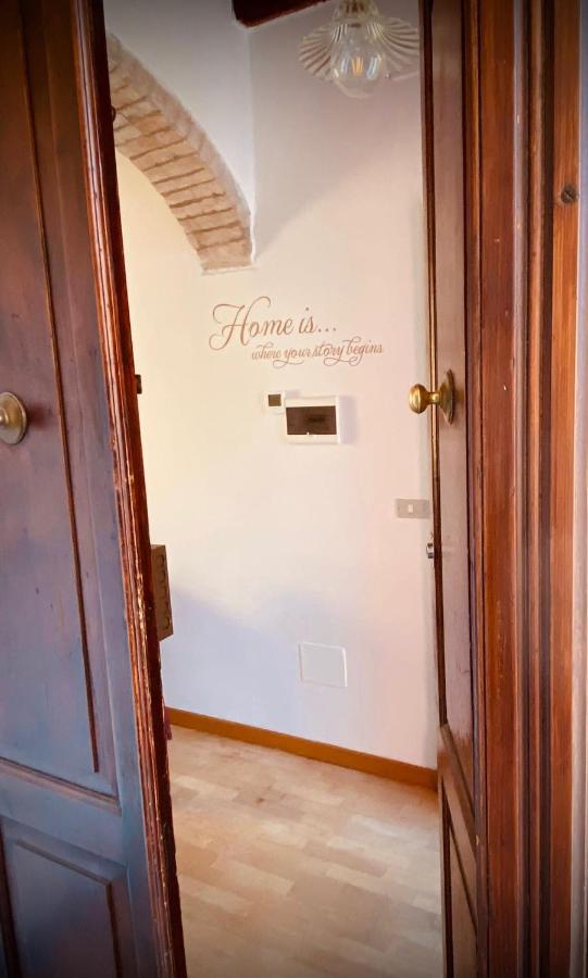 Del Posto Apartment Parma Bagian luar foto