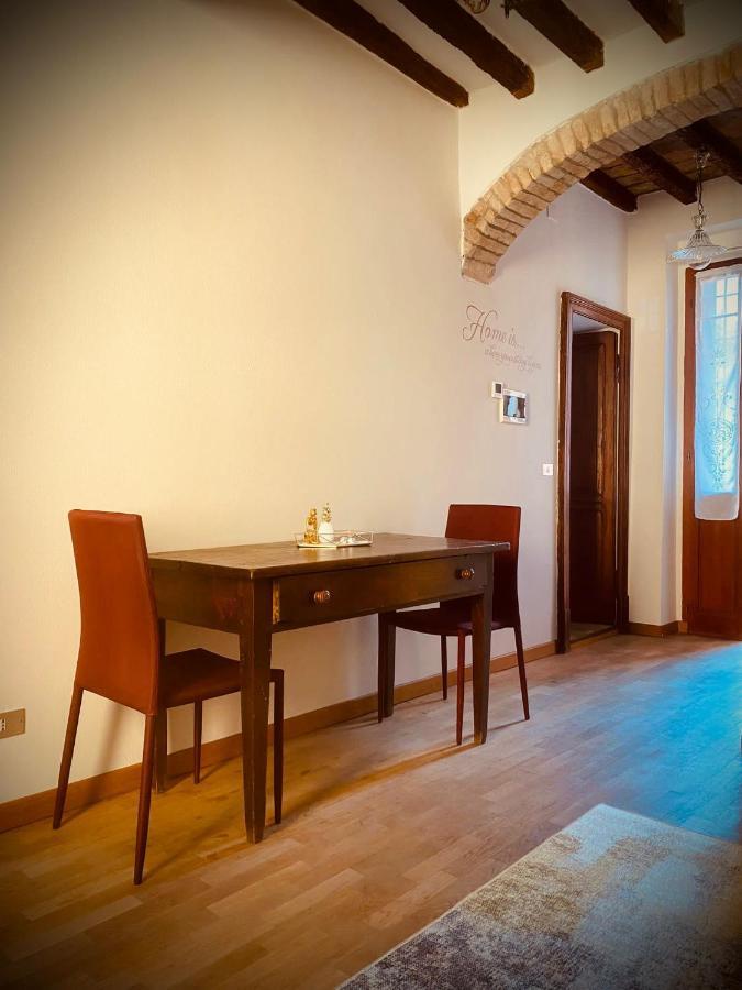 Del Posto Apartment Parma Bagian luar foto