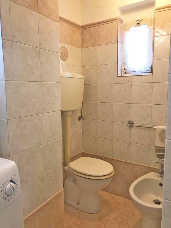 Del Posto Apartment Parma Bagian luar foto